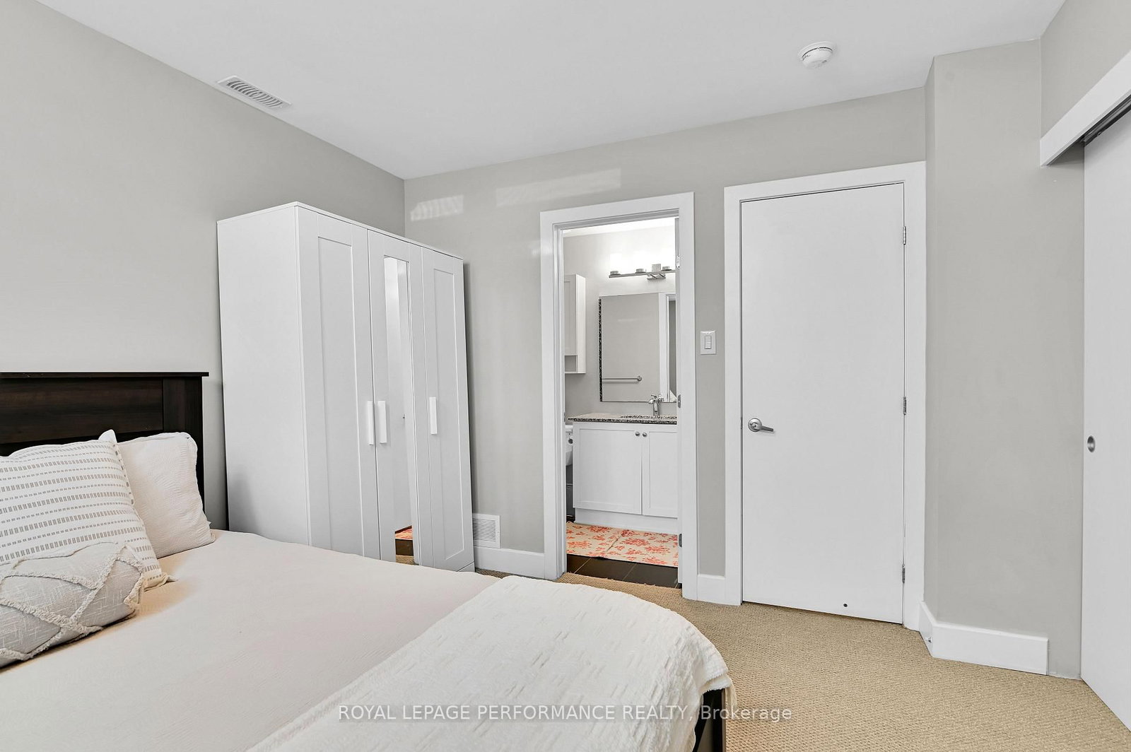 24 Bergeron Private • Orleans, ON photo 20