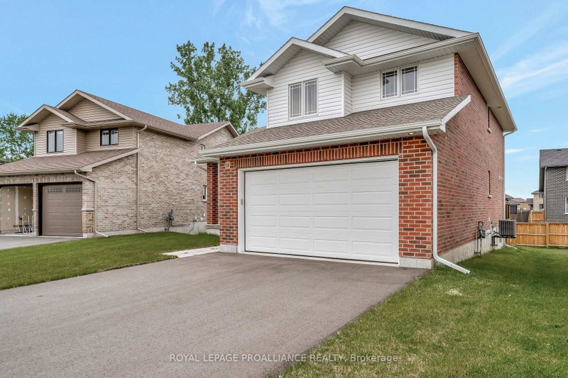 54 Lanark Drive