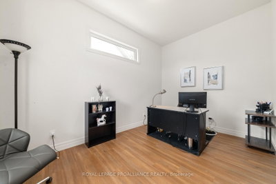54 Lanark Drive — more photos