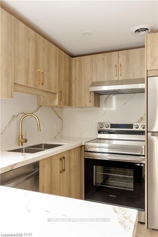 Lower - 43A Grandview Drive, St. Catharines 5