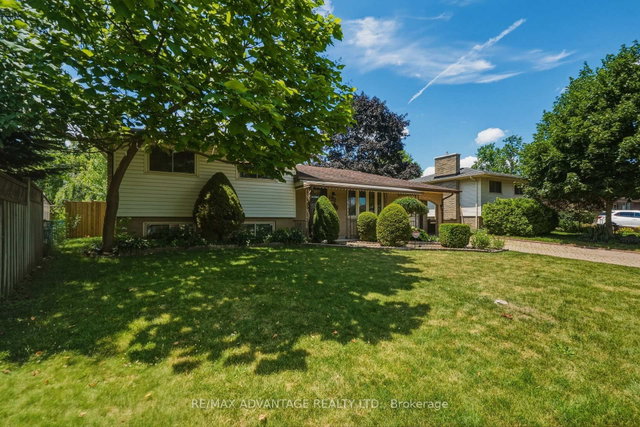 120 Champlain Crescent
