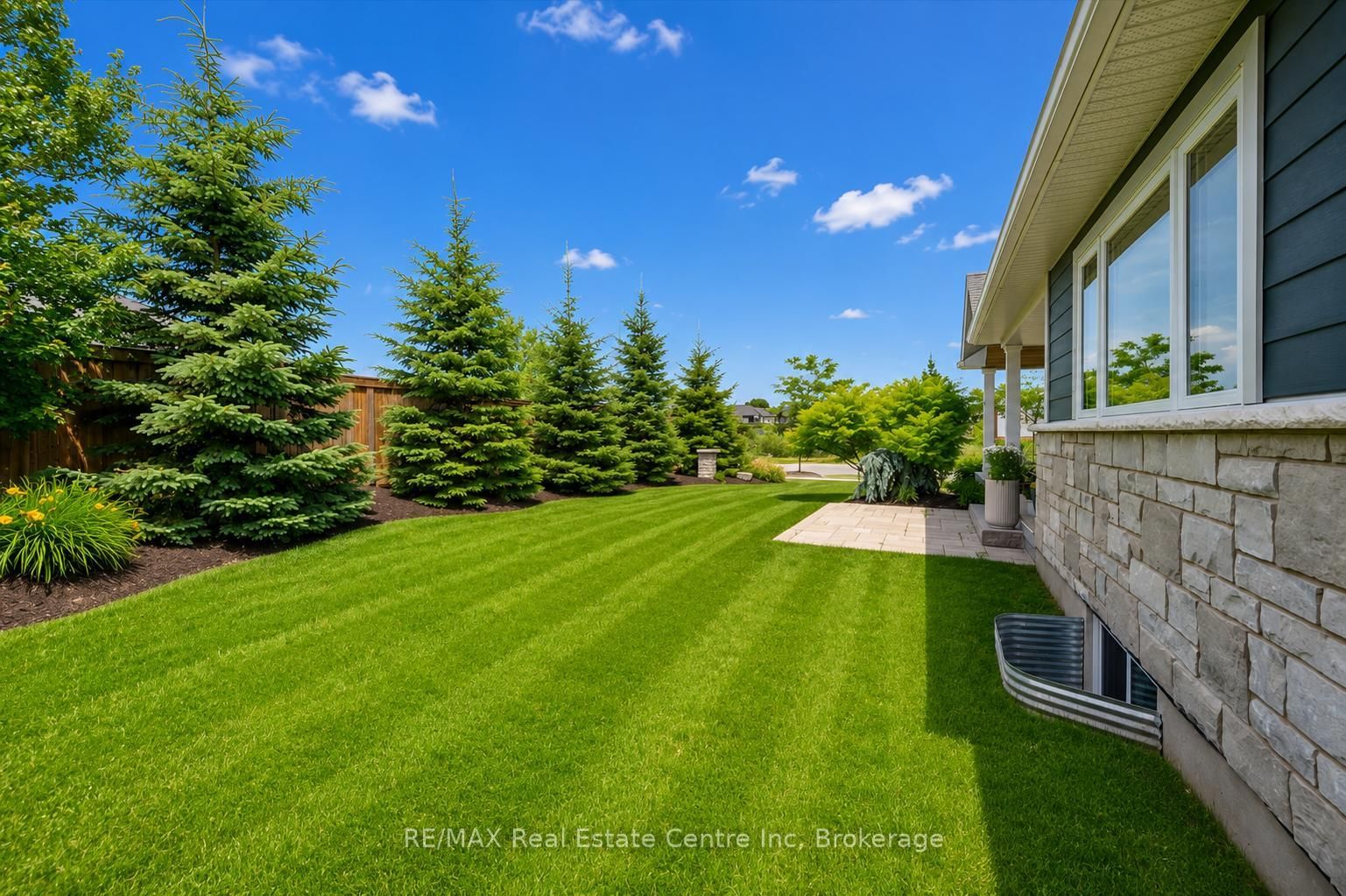 33 Waterloo Street • Centre Wellington, ON photo 37