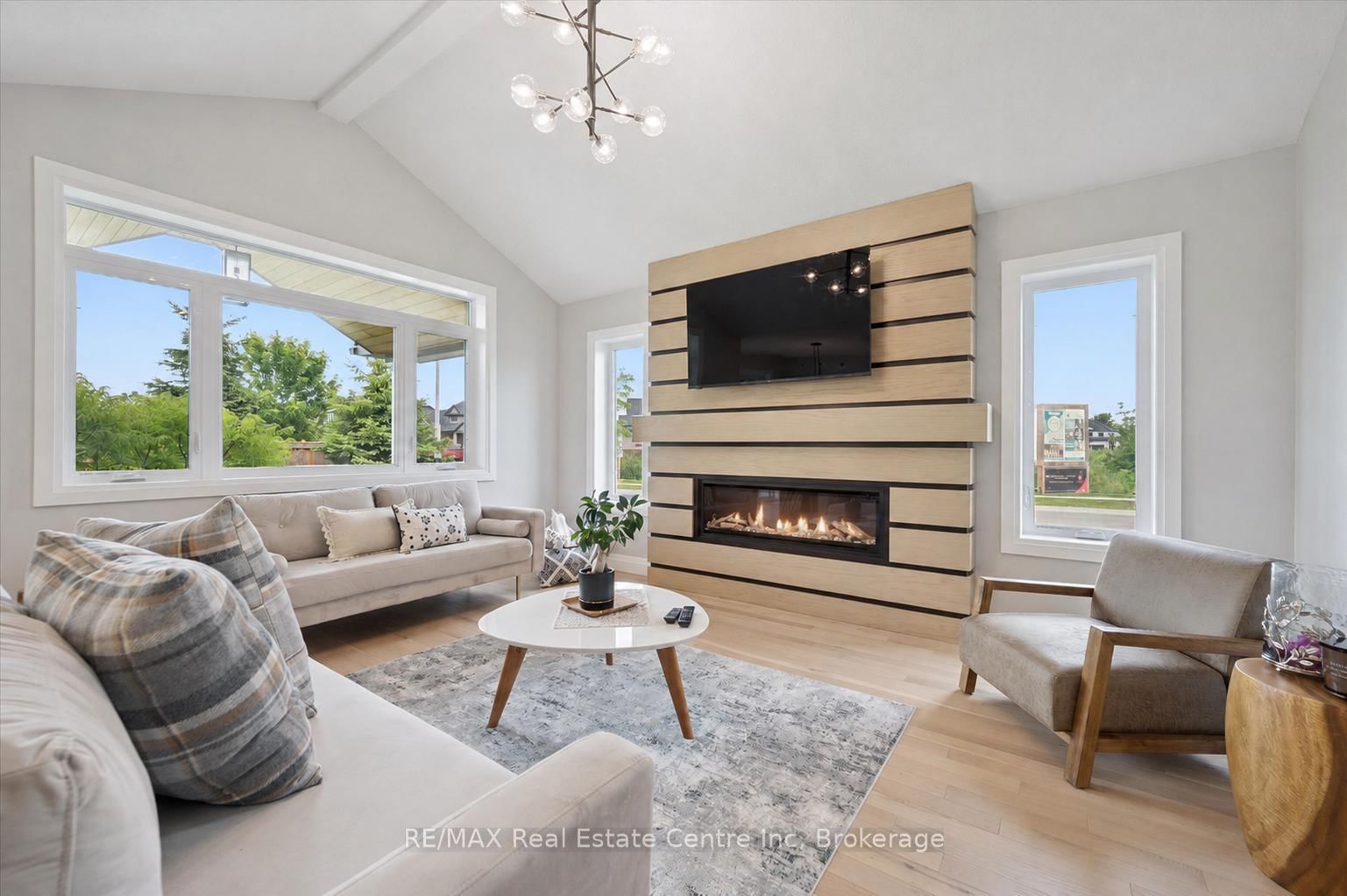 33 Waterloo Street • Centre Wellington, ON photo 9