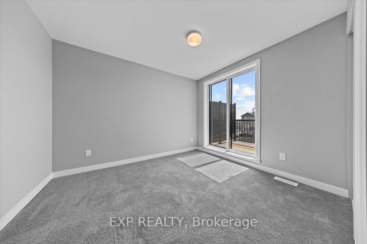 6537 Linseed Road • Kanata, ON photo 13