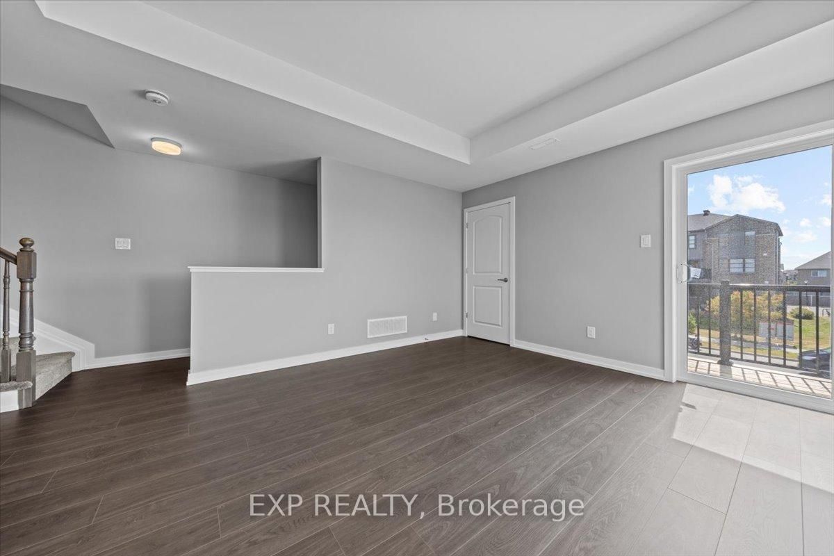 6537 Linseed Road • Kanata, ON photo 8