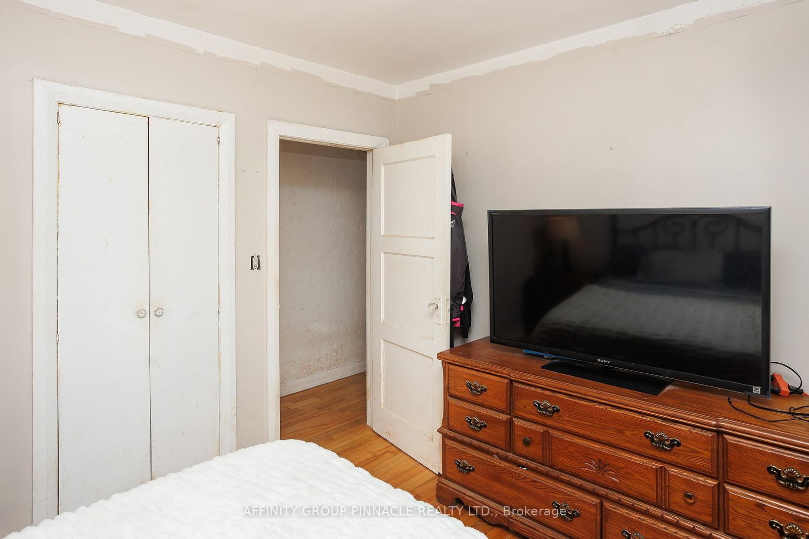 35 Clifton Street • Kawartha Lakes, ON photo 14