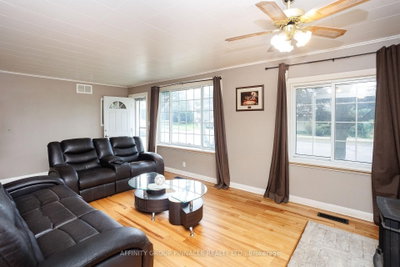 35 Clifton Street • Kawartha Lakes, ON photo 5