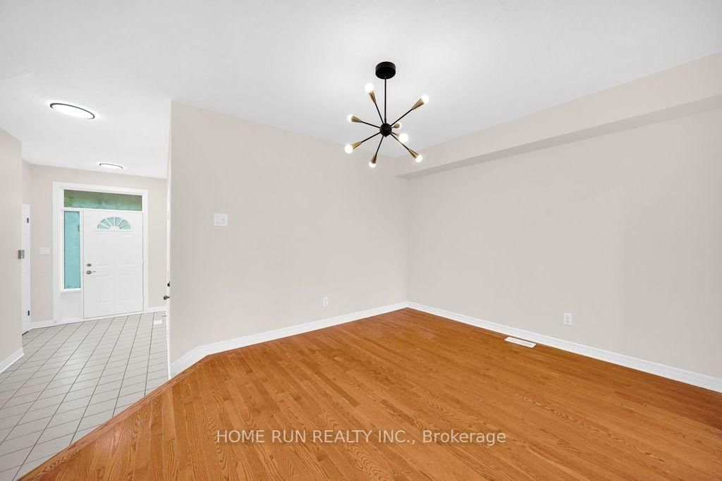 102 Kimberwick Crescent • Ottawa, ON photo 11