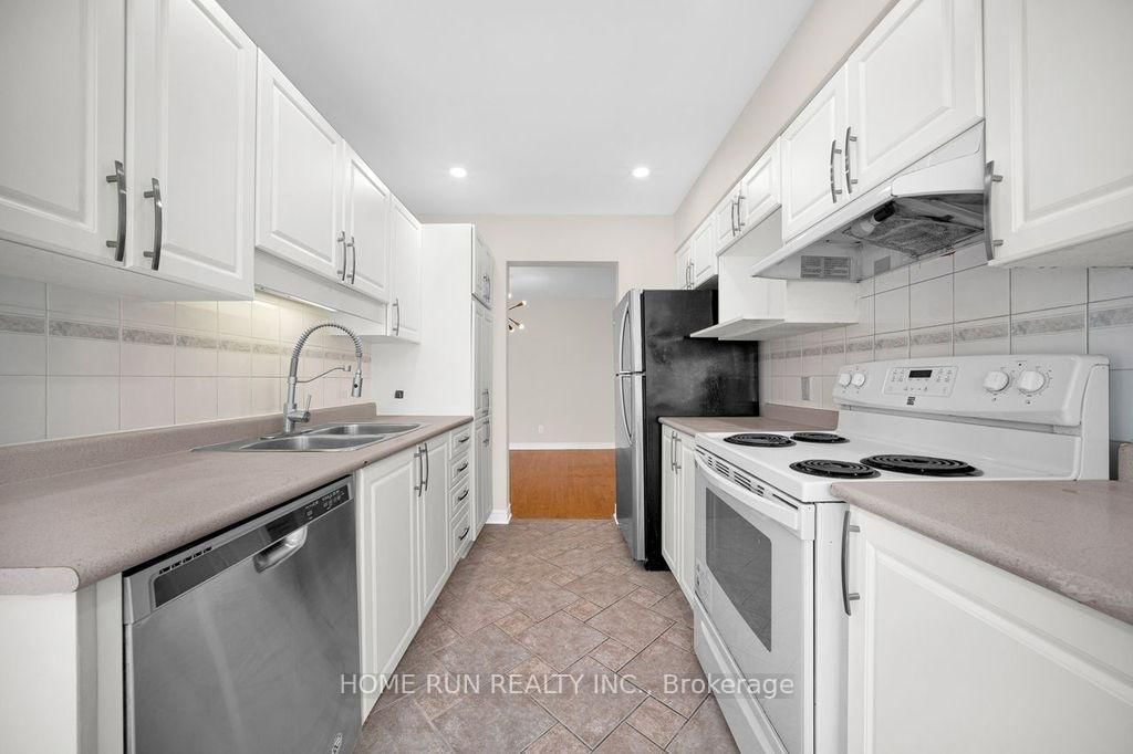 102 Kimberwick Crescent • Ottawa, ON photo 16