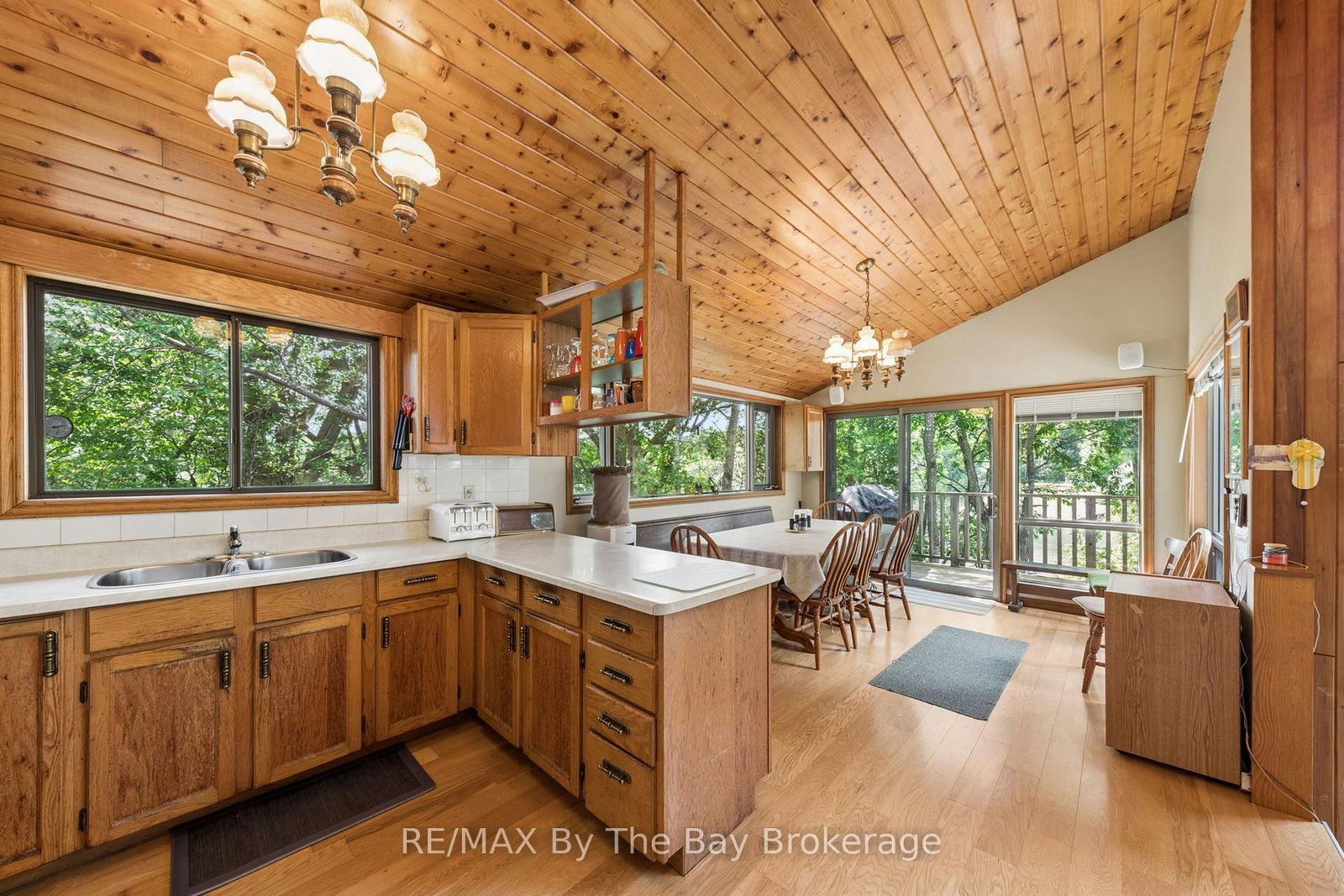 13626 Georgian Bay Shore • Georgian Bay, ON photo 20