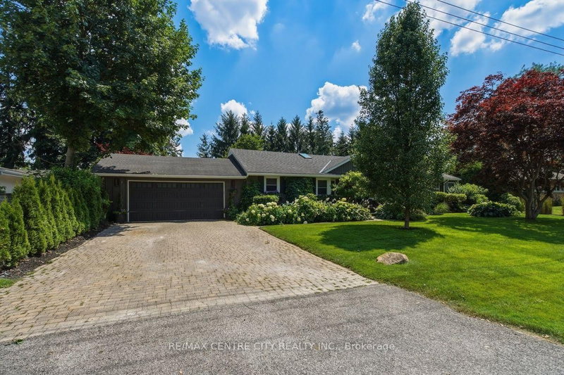 7 Northcrest Drive