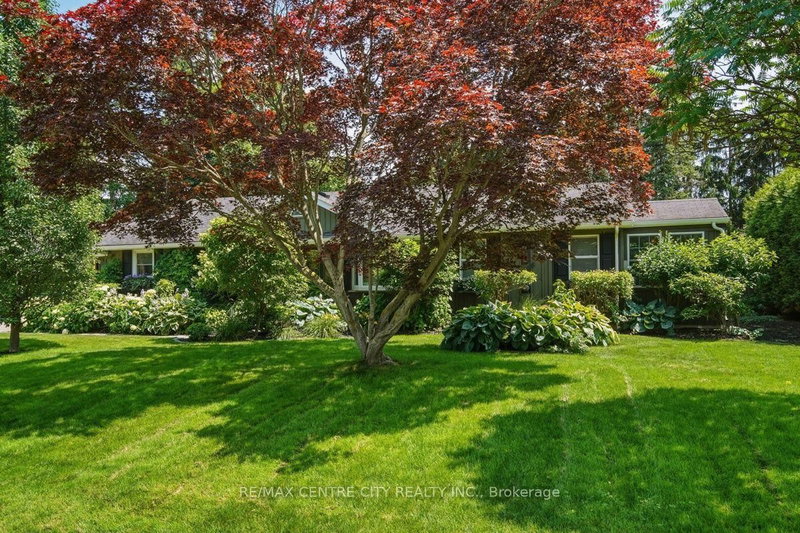 7 Northcrest Drive