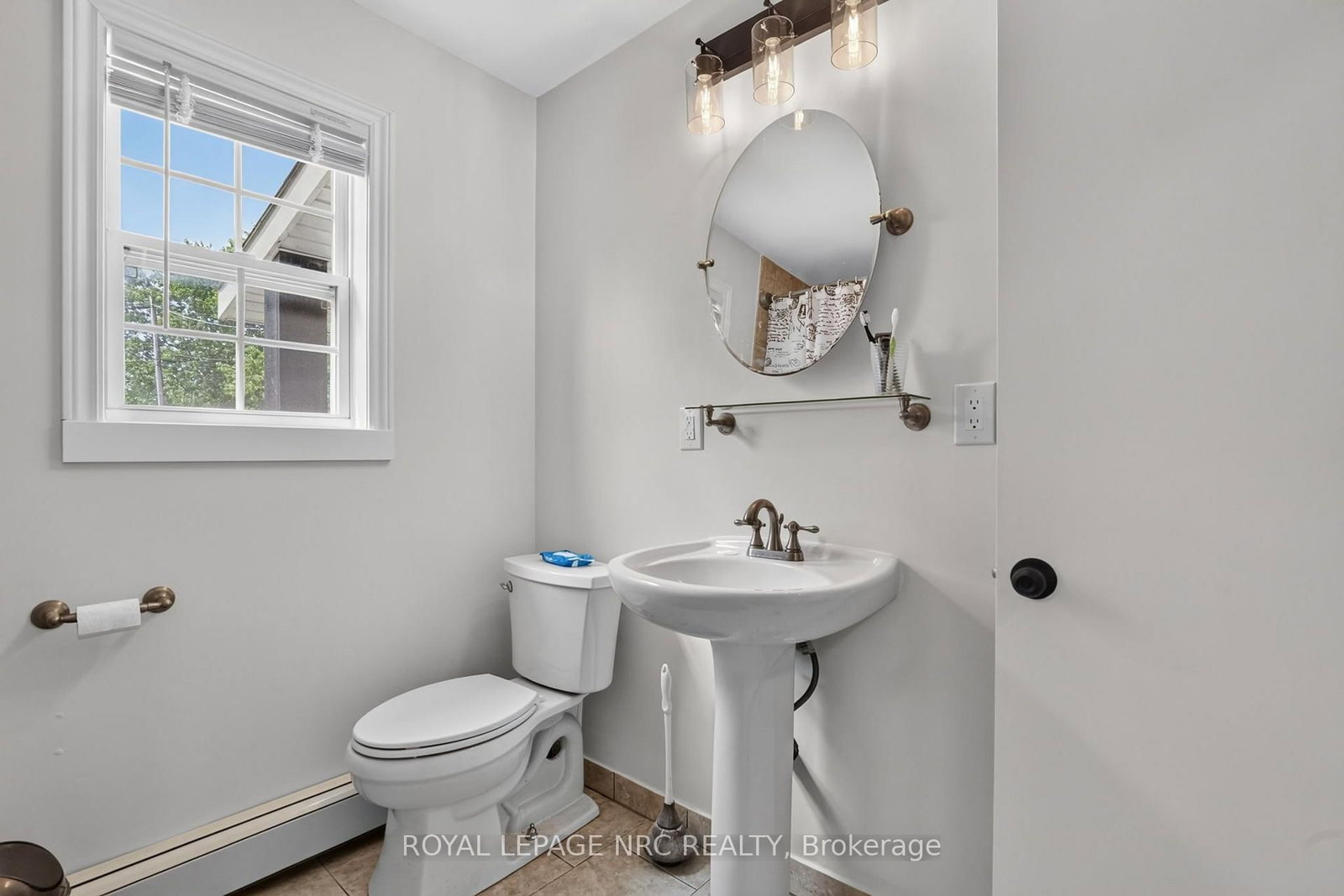 2944 Portage Trail • Fort Erie, ON photo 13