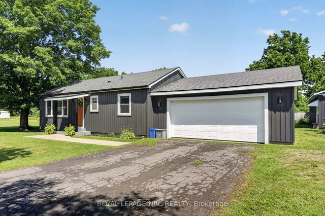 2944 Portage Trail