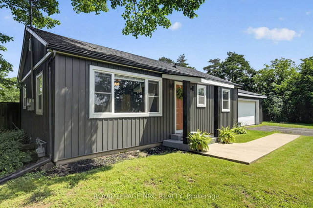 2944 Portage Trail