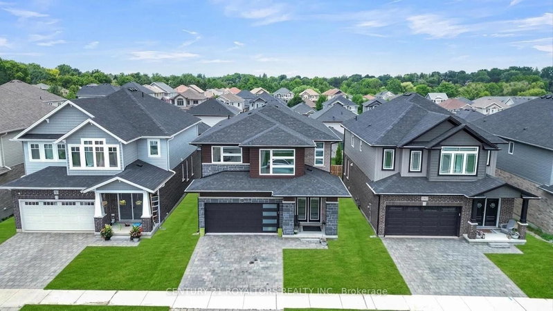 6 Sutherland Crescent