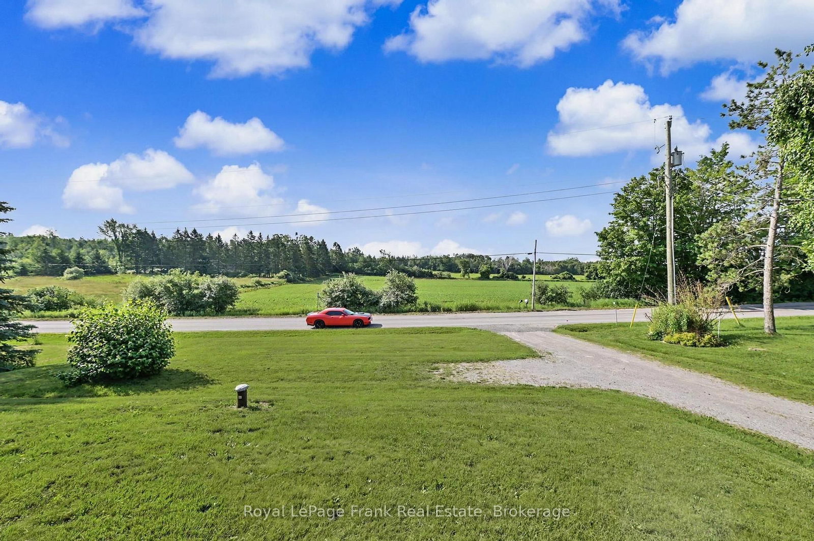 1834 7th Line • Selwyn, ON photo 10