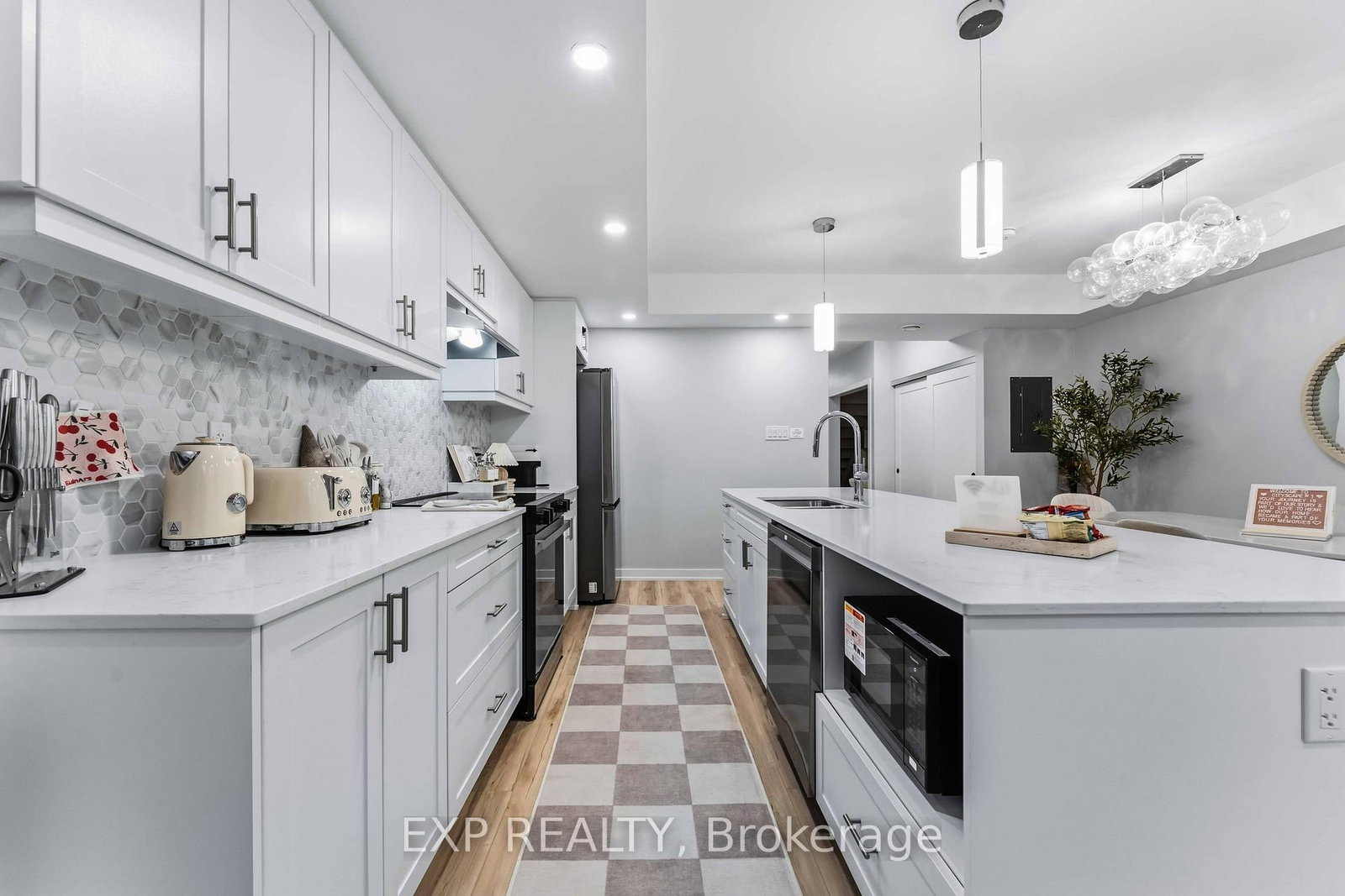 182 Murray Street • Ottawa, ON photo 21