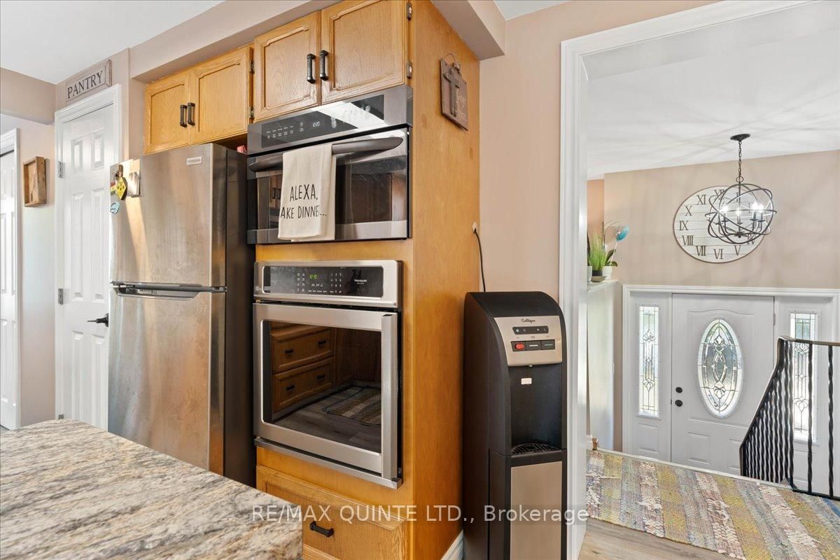19 County Rd 18 Road • Prince Edward County, ON photo 21