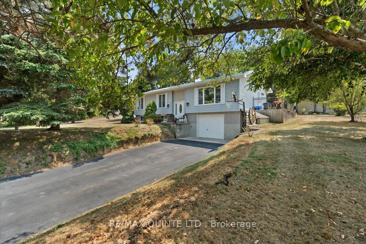 19 County Rd 18 Road • Prince Edward County, ON photo 5