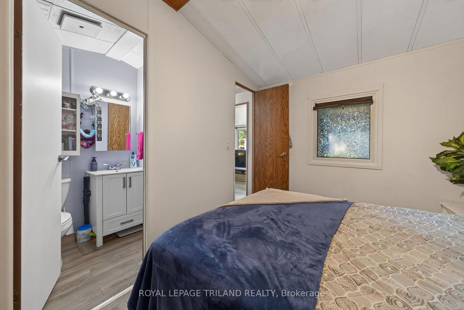 9910 Northville Crescent • #B12 • Lambton Shores, ON photo 17