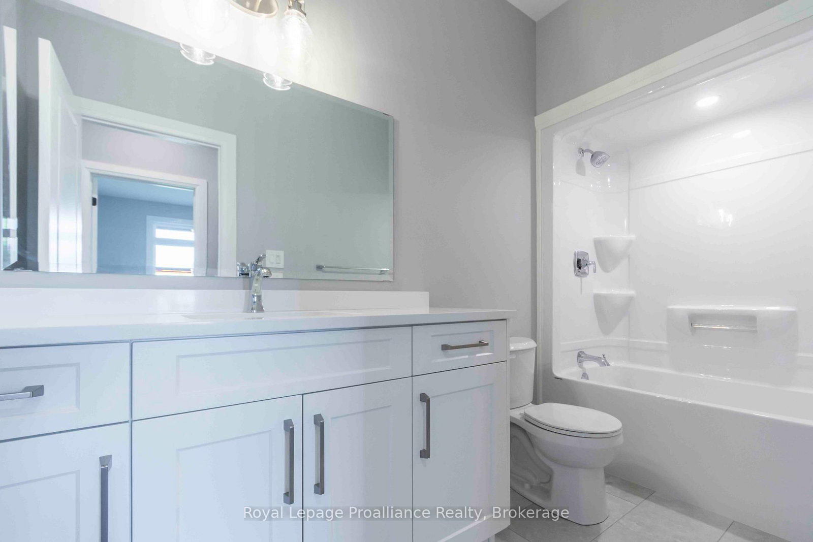 31 MacKenzie John Crescent • Brighton, ON photo 18
