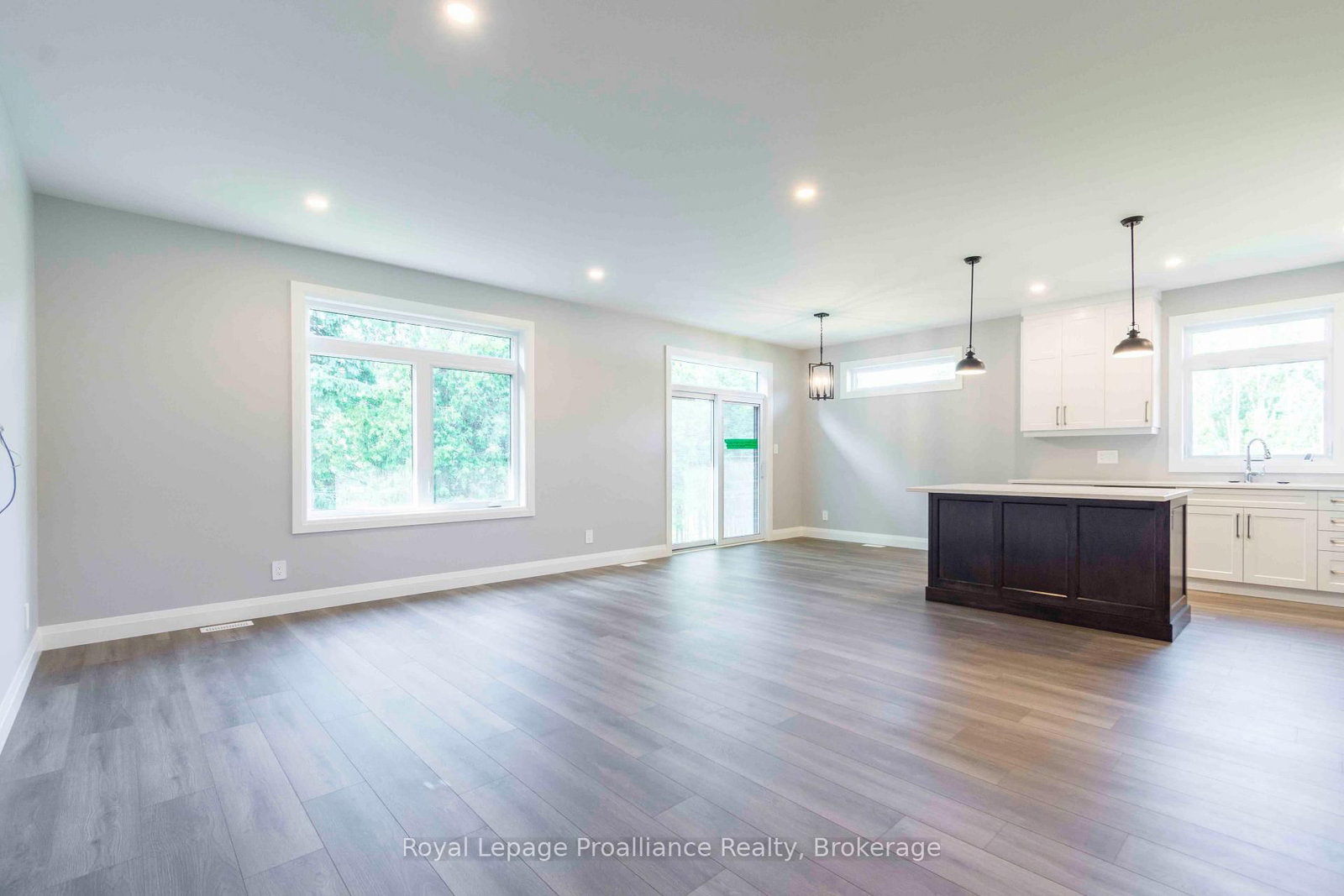 31 MacKenzie John Crescent • Brighton, ON photo 4