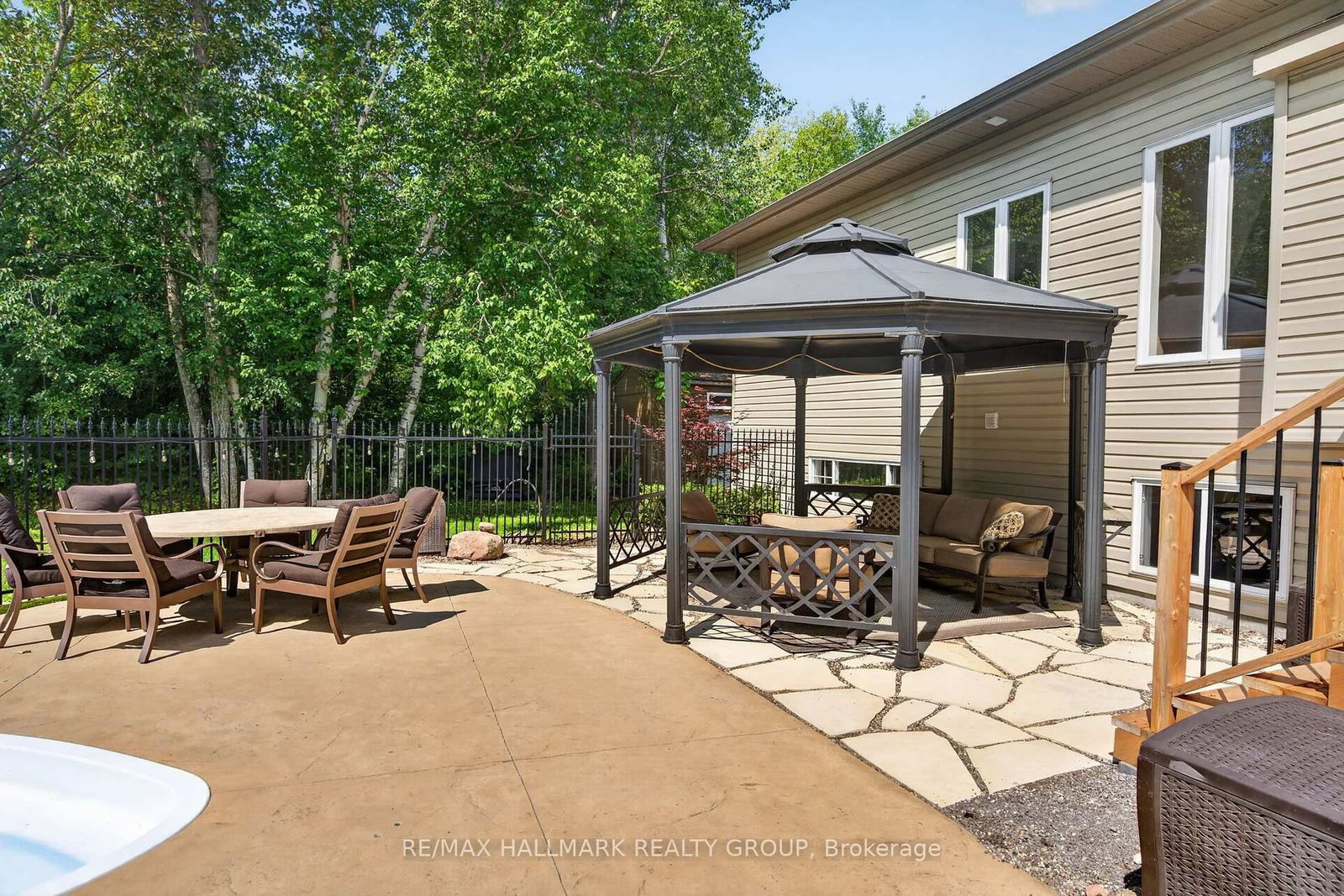 168 Wilbert Cox Drive • Carp, ON photo 34