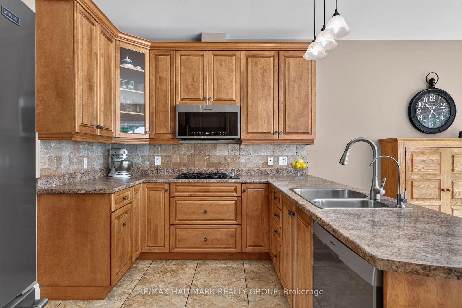 168 Wilbert Cox Drive • Carp, ON photo 9