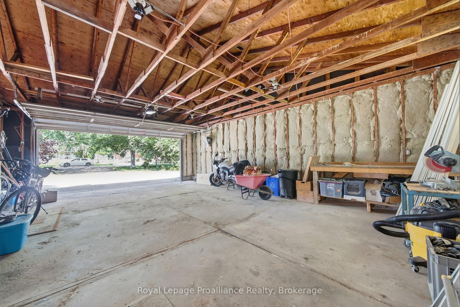 41 WALTER Avenue • Quinte West, ON photo 34