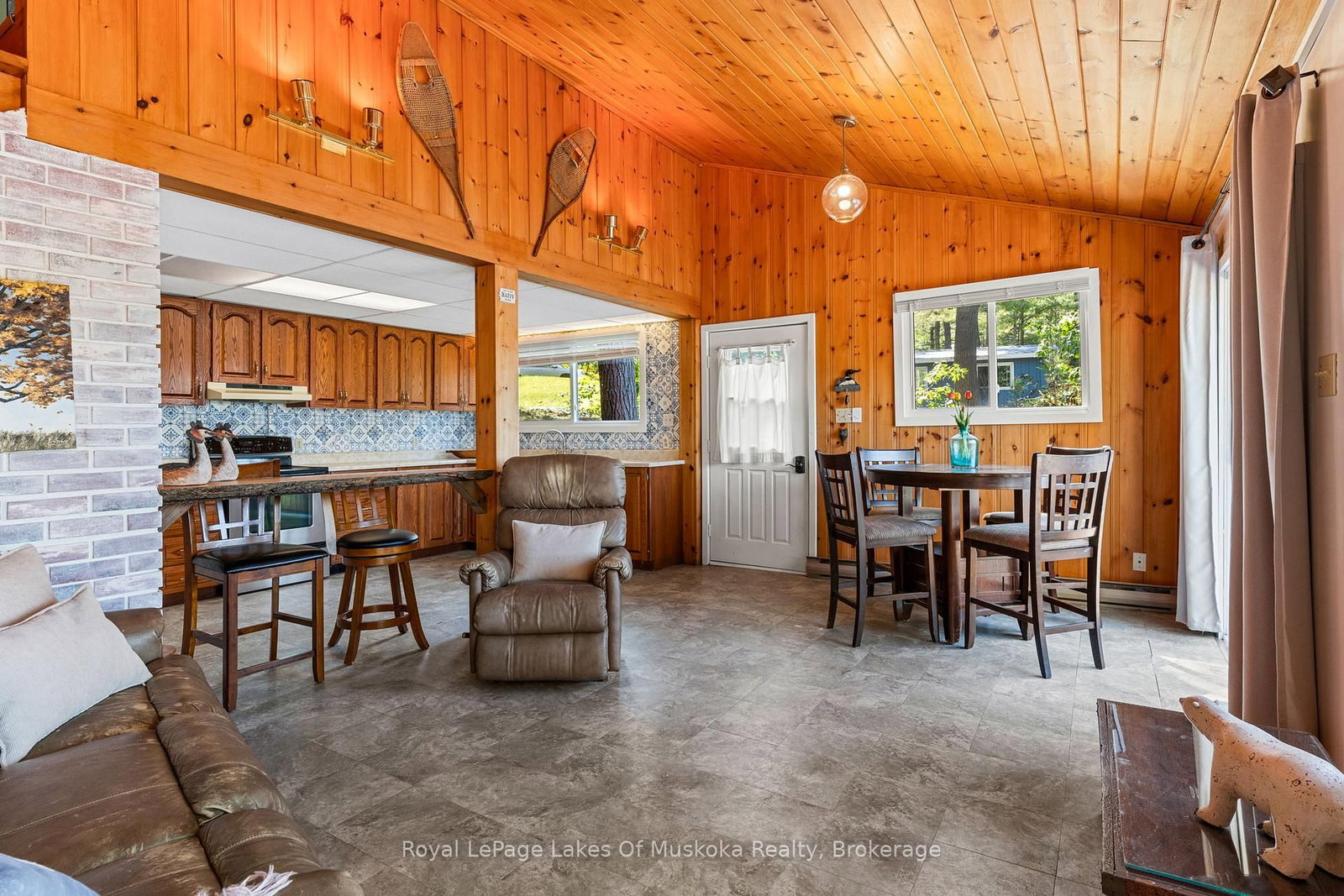 1379 Muskoka Road 169 • #4 • Gravenhurst, ON photo 12