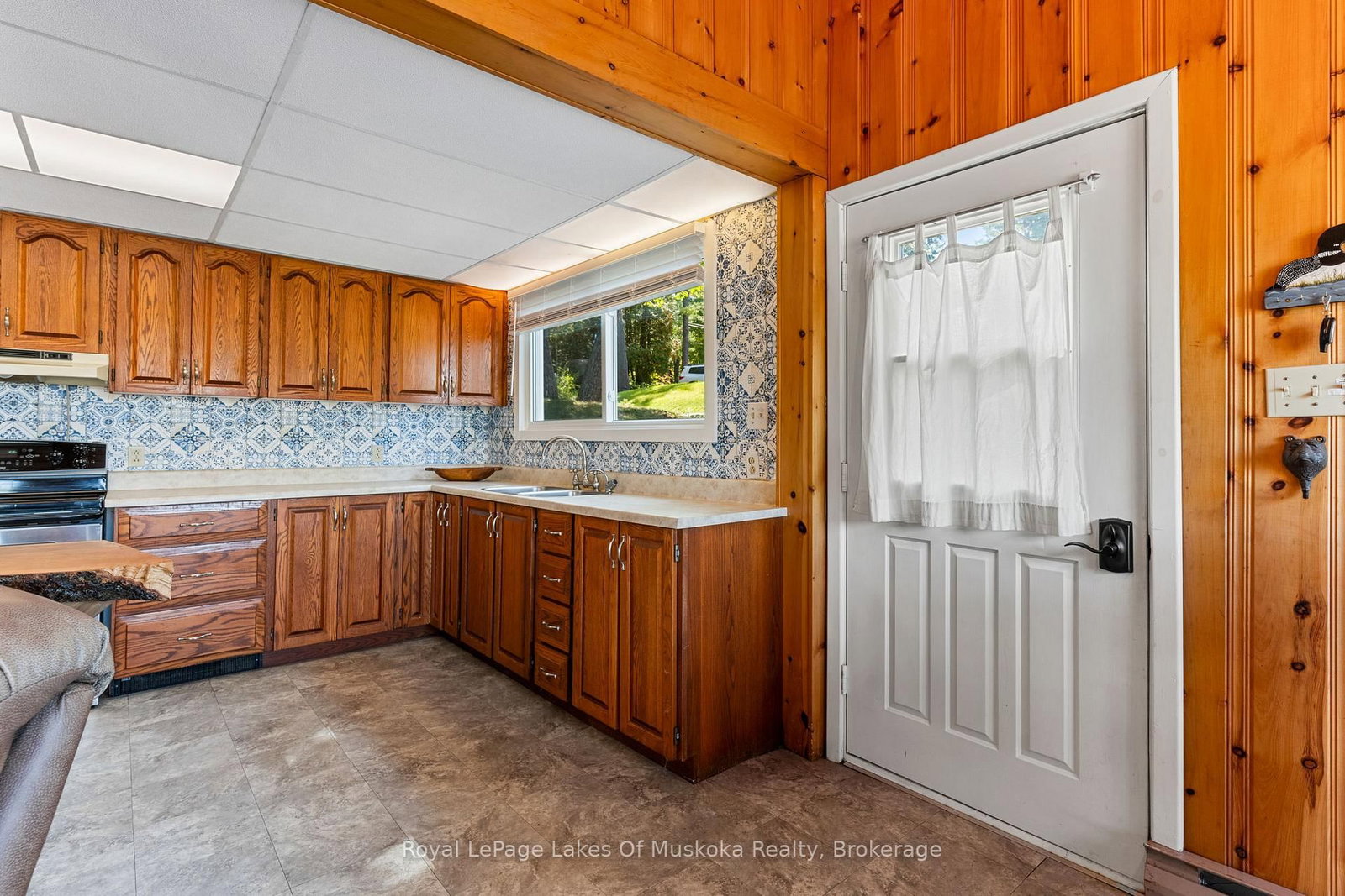 1379 Muskoka Road 169 • #4 • Gravenhurst, ON photo 4