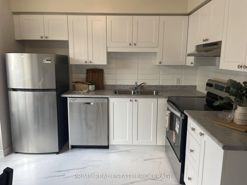 44 - 355 Sandringham Crescent