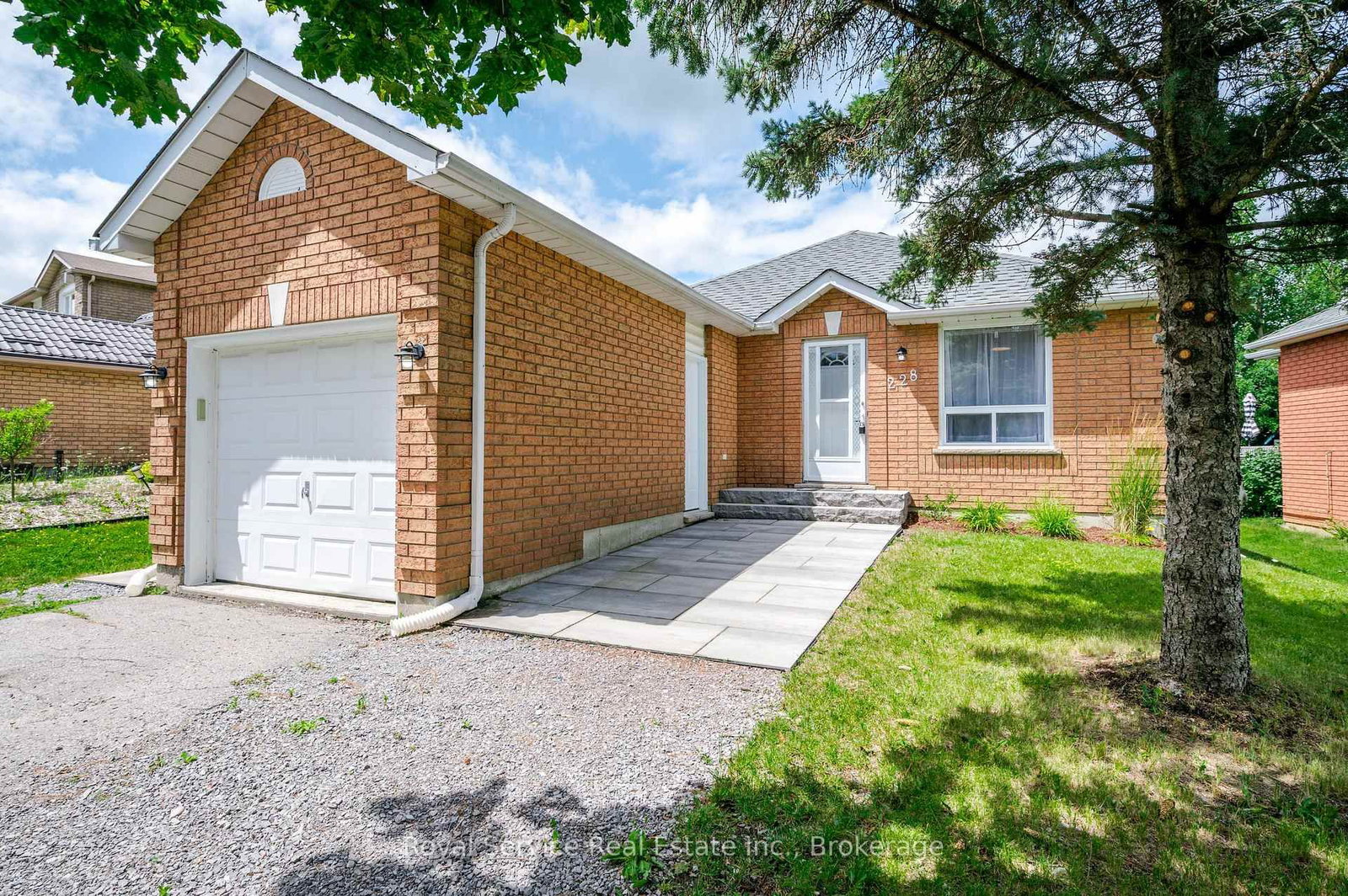 228 Towerhill Road • Peterborough, ON photo 1