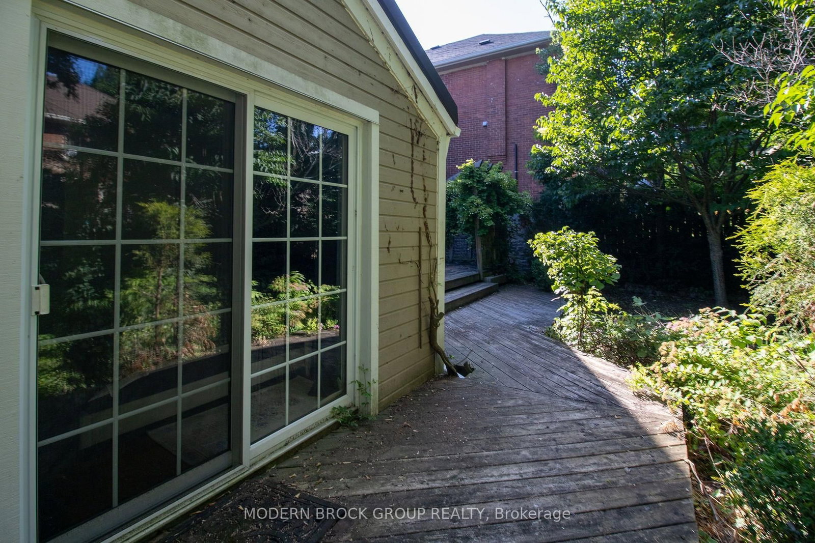 17/19 Ormond Street • Brockville, ON photo 13