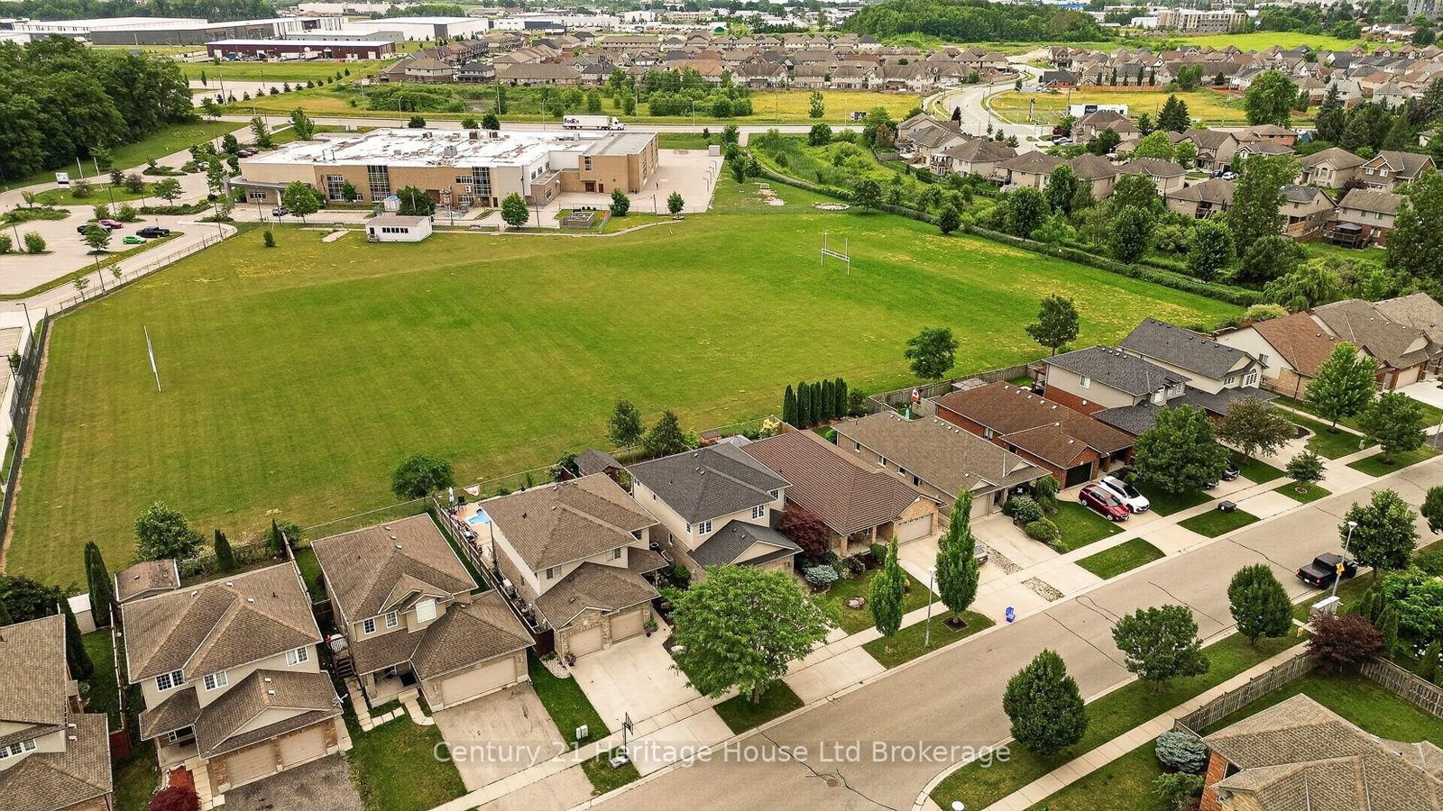 644 Hummingbird Crescent • Woodstock, ON photo 46