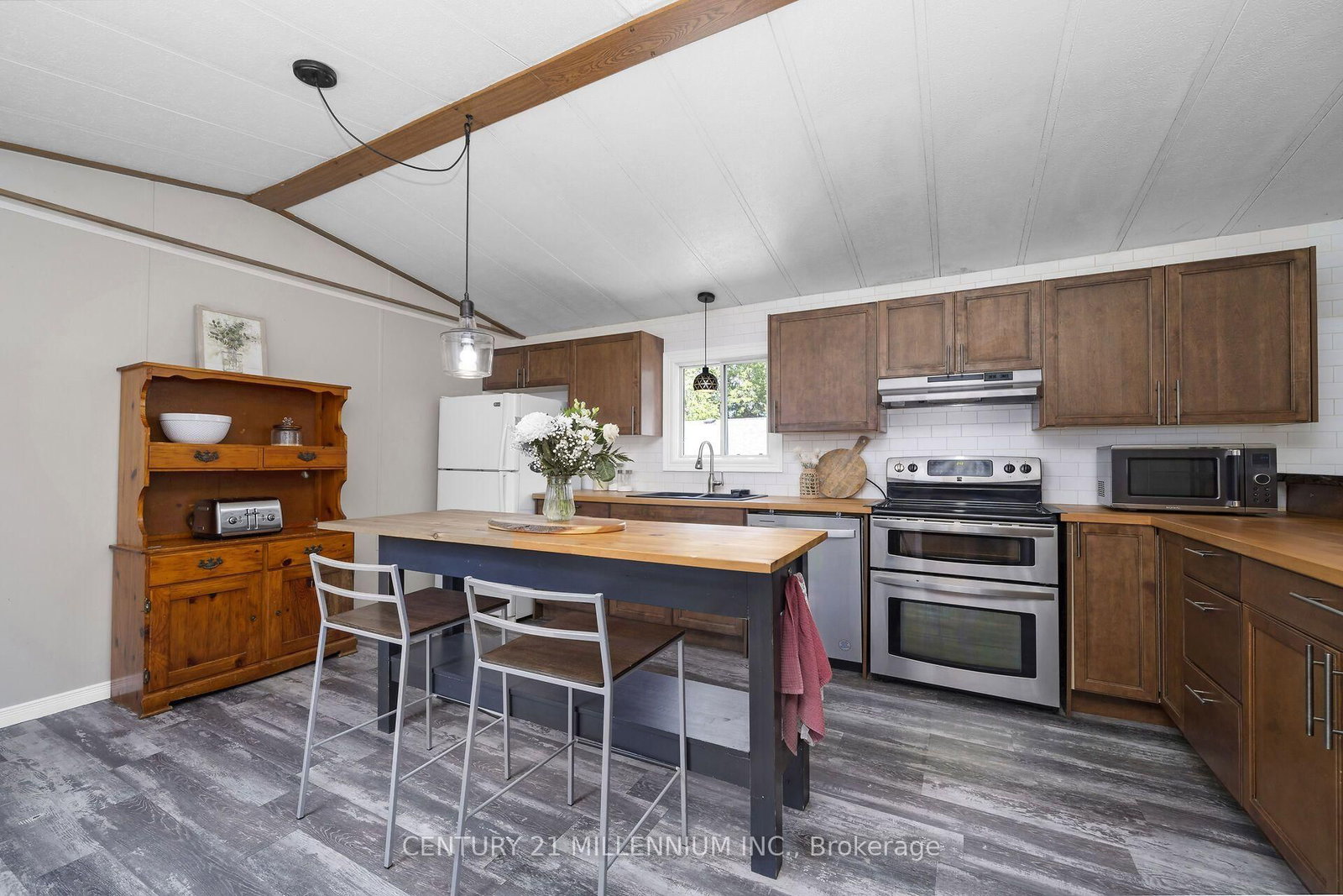 10 Park Boulevard • Erin, ON photo 11