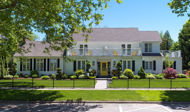 116 Simcoe Street
