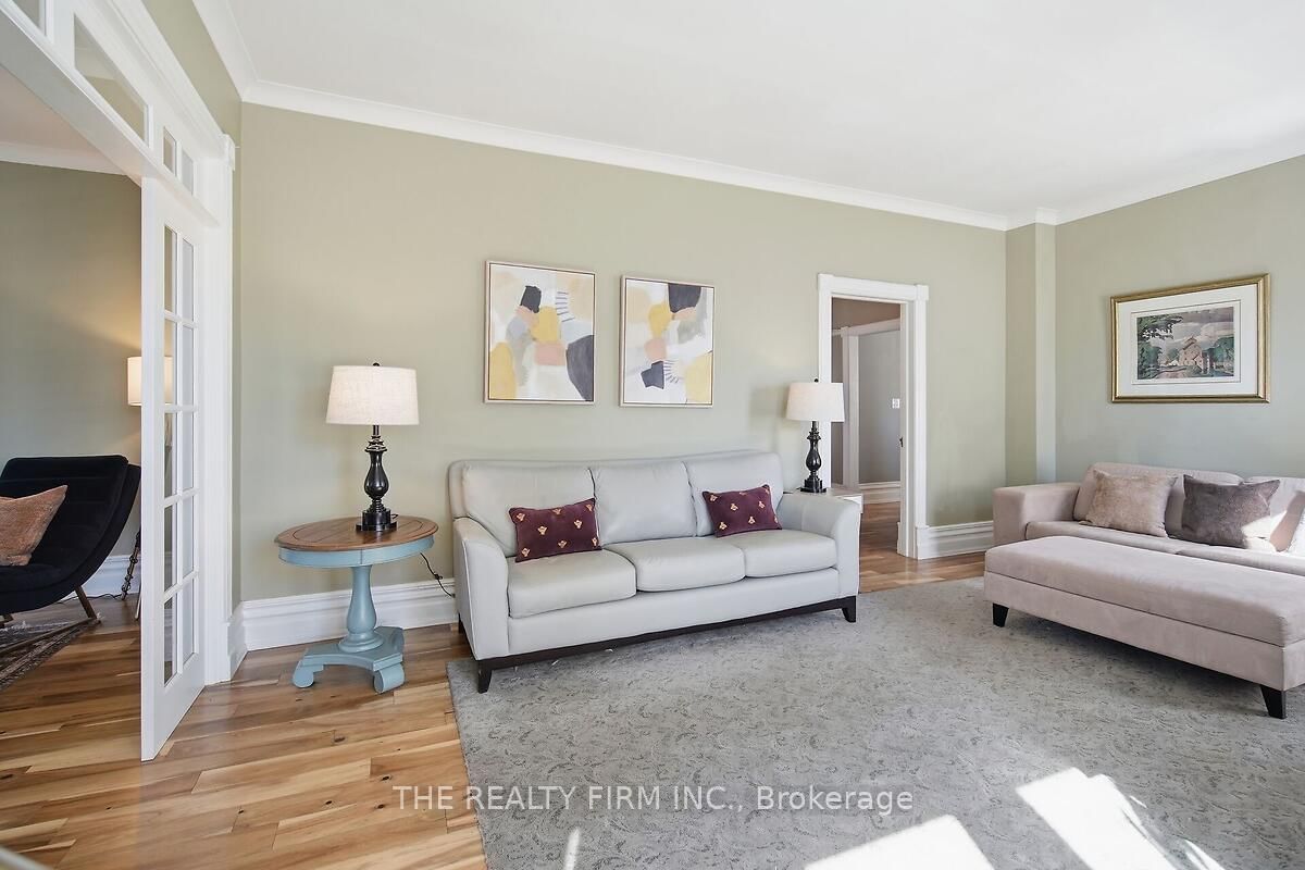422 Greenfield Street • Petrolia, ON photo 10
