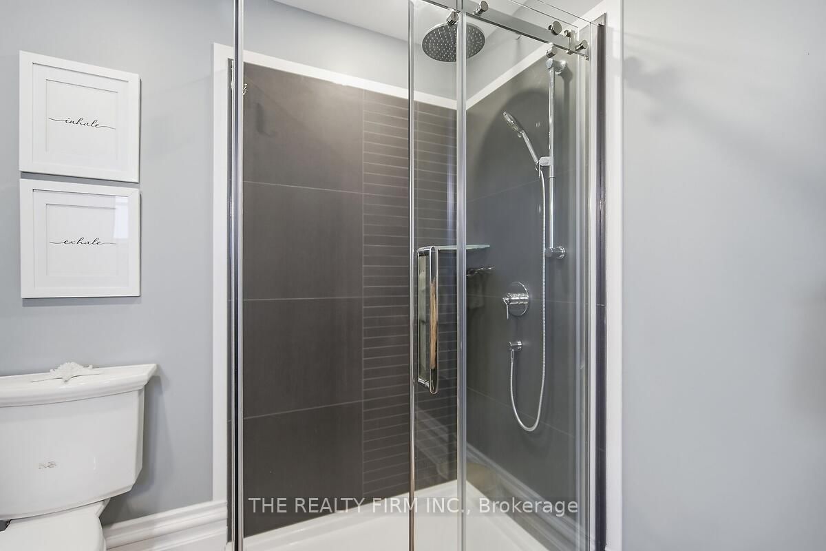 422 Greenfield Street • Petrolia, ON photo 20