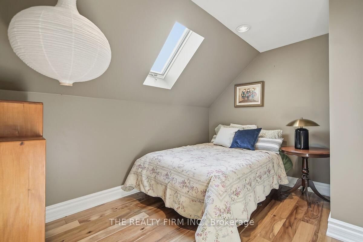 422 Greenfield Street • Petrolia, ON photo 26