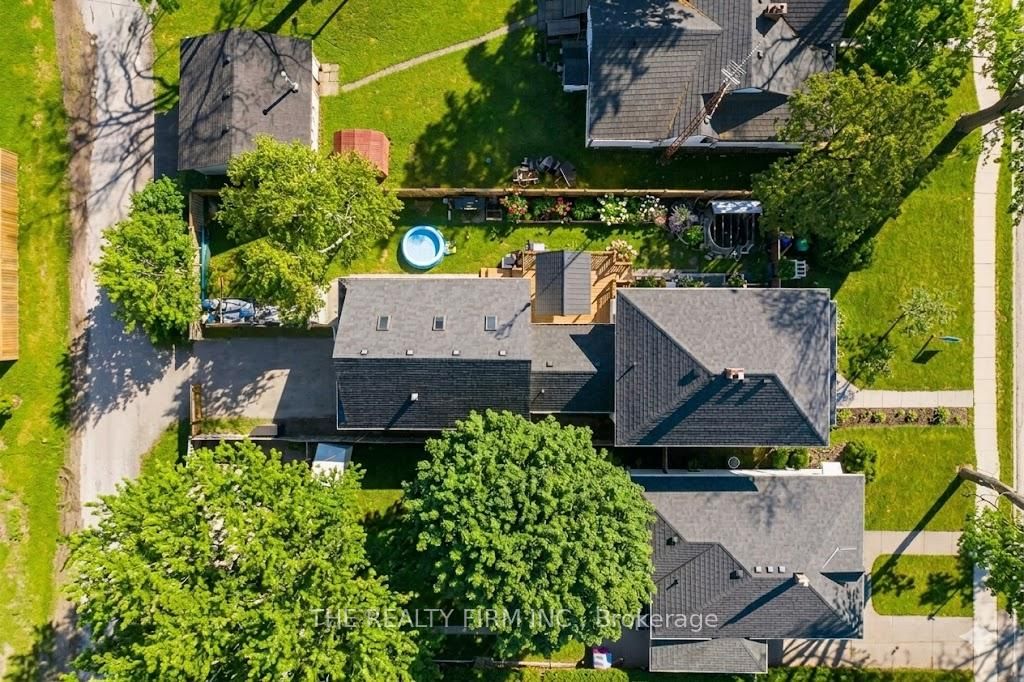 422 Greenfield Street • Petrolia, ON photo 39
