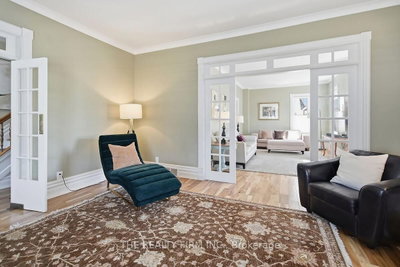 422 Greenfield Street • Petrolia, ON photo 8