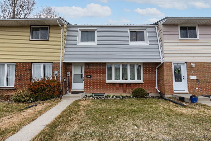 9 - 5 Winchester Drive