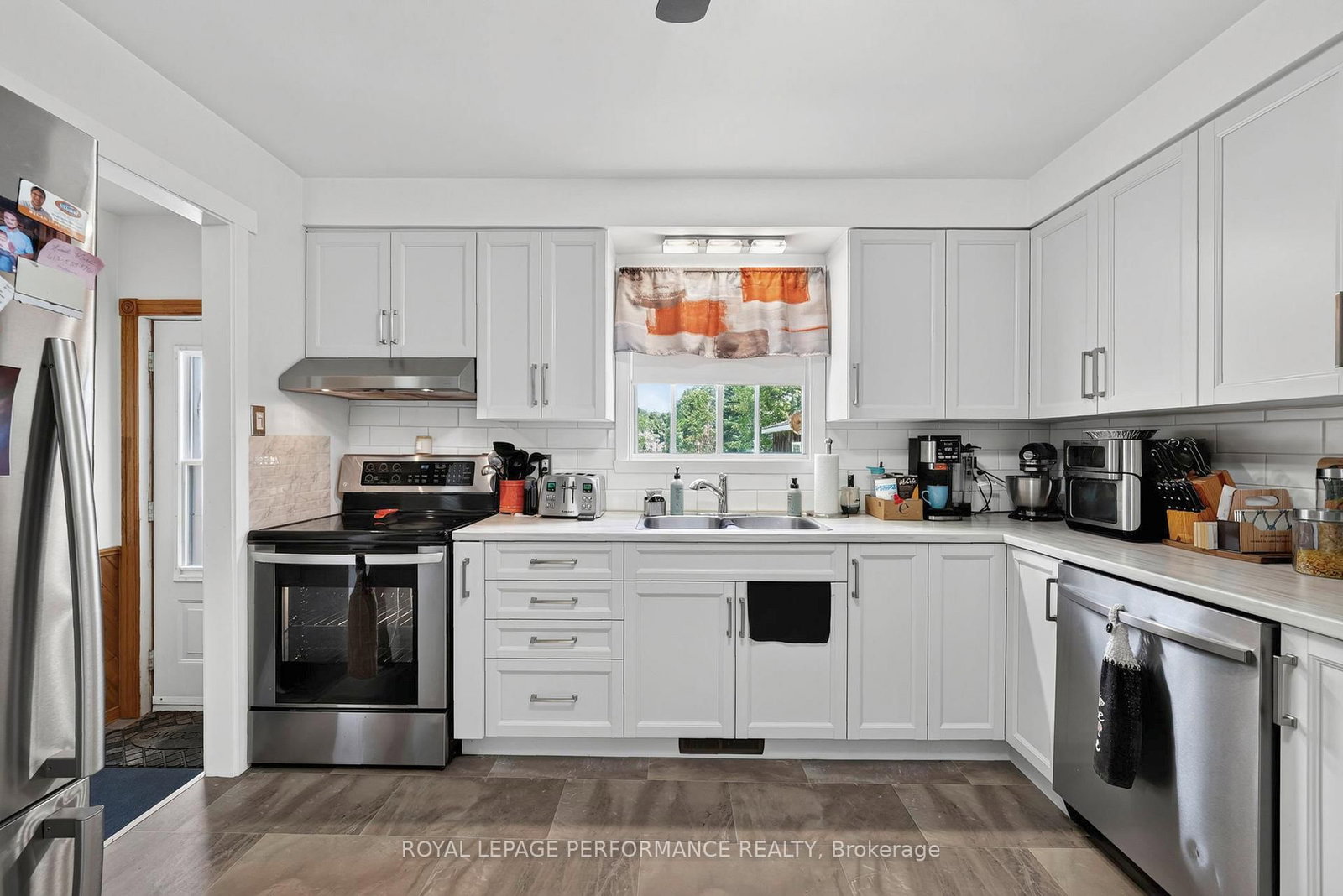 48 Pine Street • South Stormont, ON photo 11