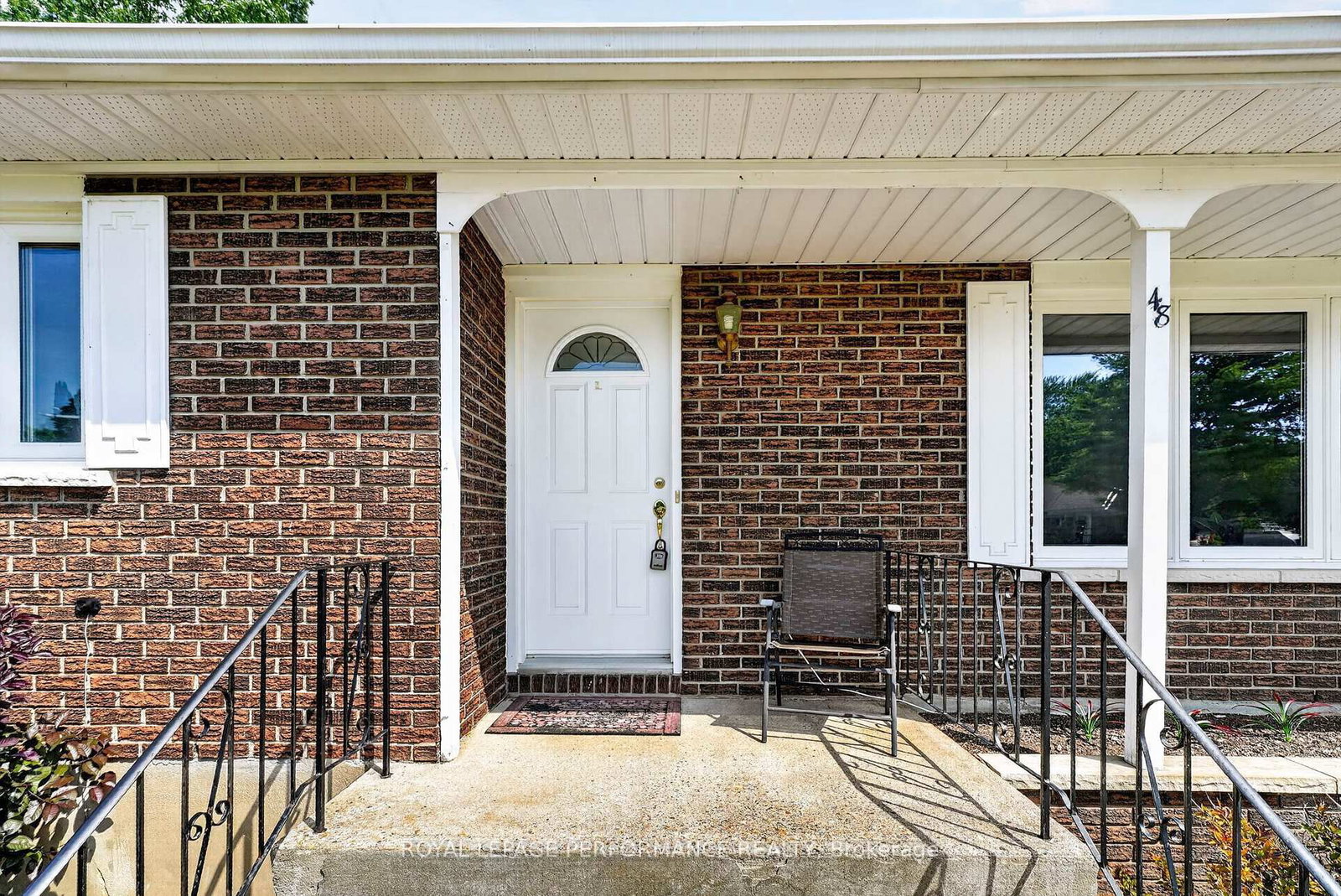 48 Pine Street • South Stormont, ON photo 2