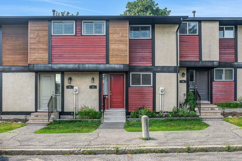 Unit 94 — 73 McClintock Way, Kanata