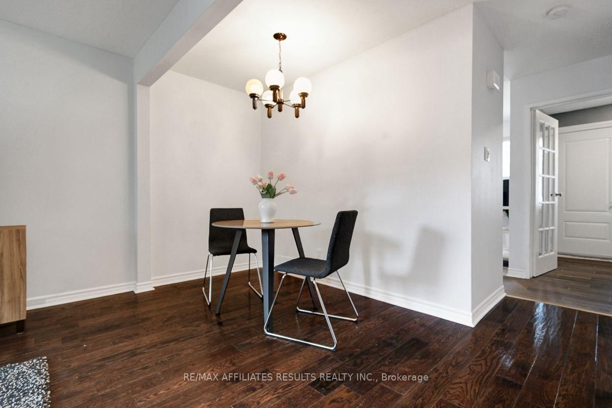 73 McClintock Way • #94 • Kanata, ON photo 12