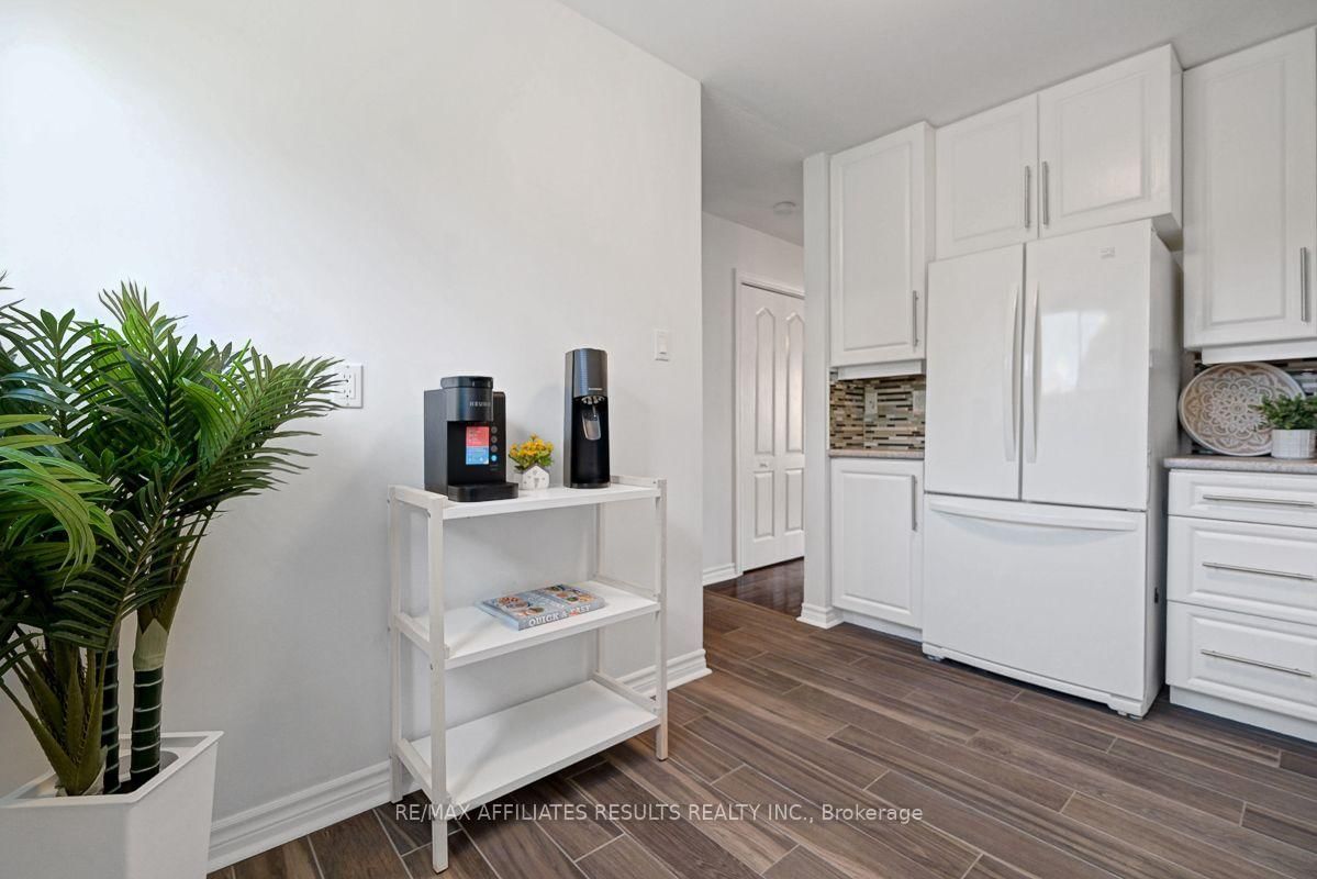 73 McClintock Way • #94 • Kanata, ON photo 18