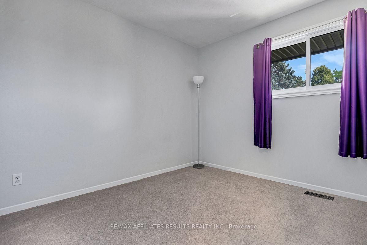 73 McClintock Way • #94 • Kanata, ON photo 24
